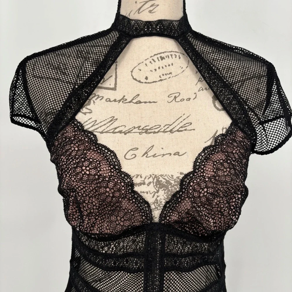 Victoria's Secret Fishnet Lace Cap-Sleeve High Neck Cutout Bodysuit Black Large